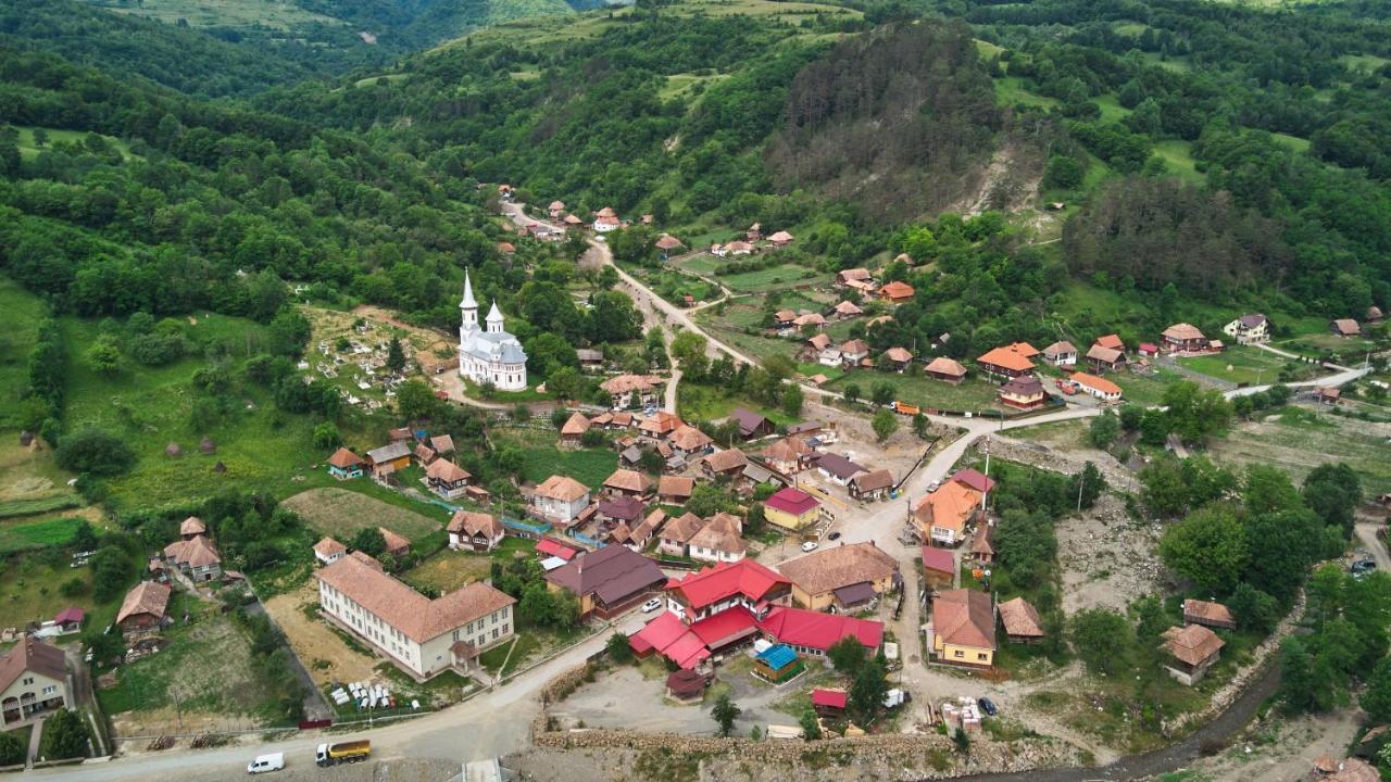 Pensiunea Colt Alb Ocolis Exterior foto